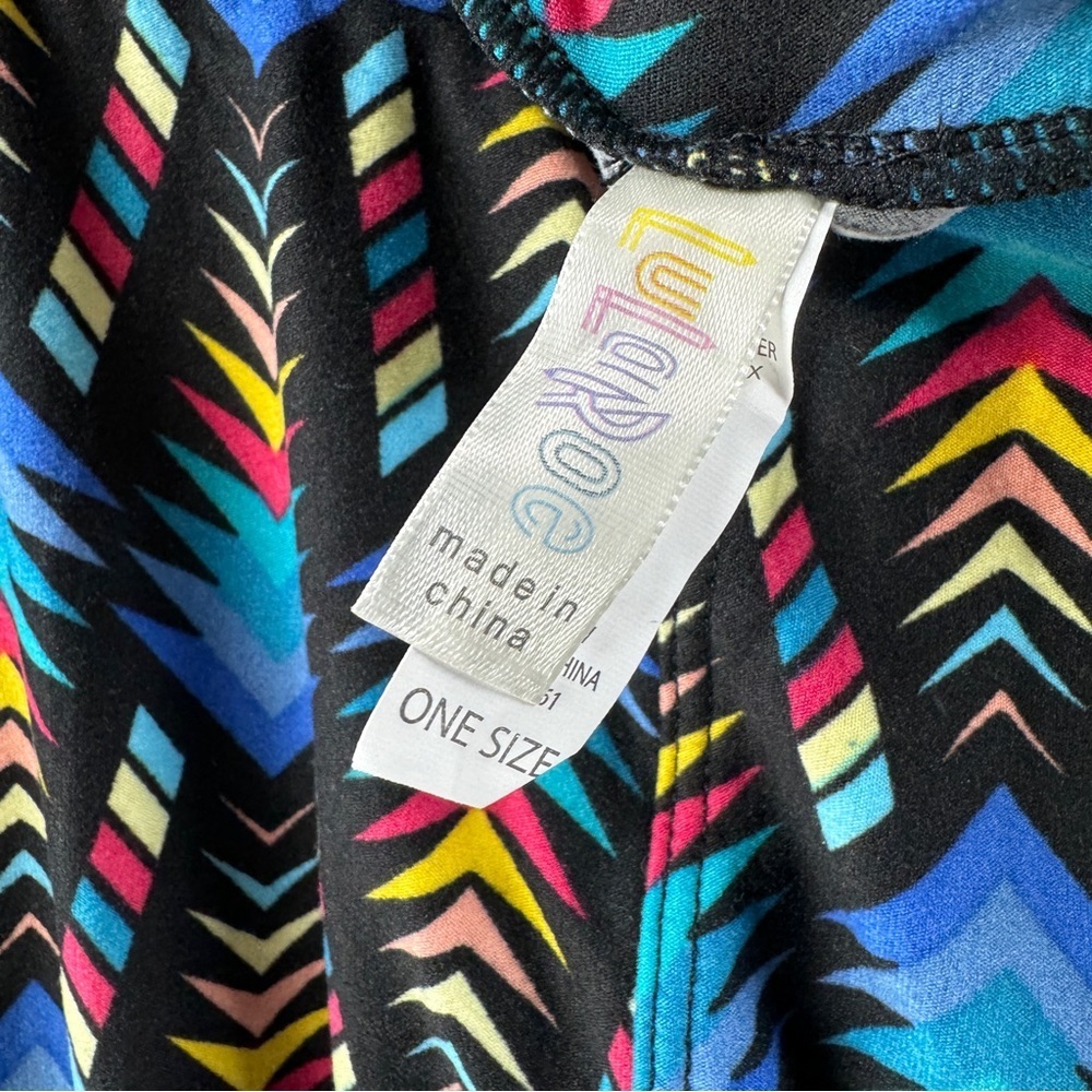 LuLaRoe One Size (OS) Leggings – Buttery Soft Stretchy Printed Leggings - Picture 5 of 5